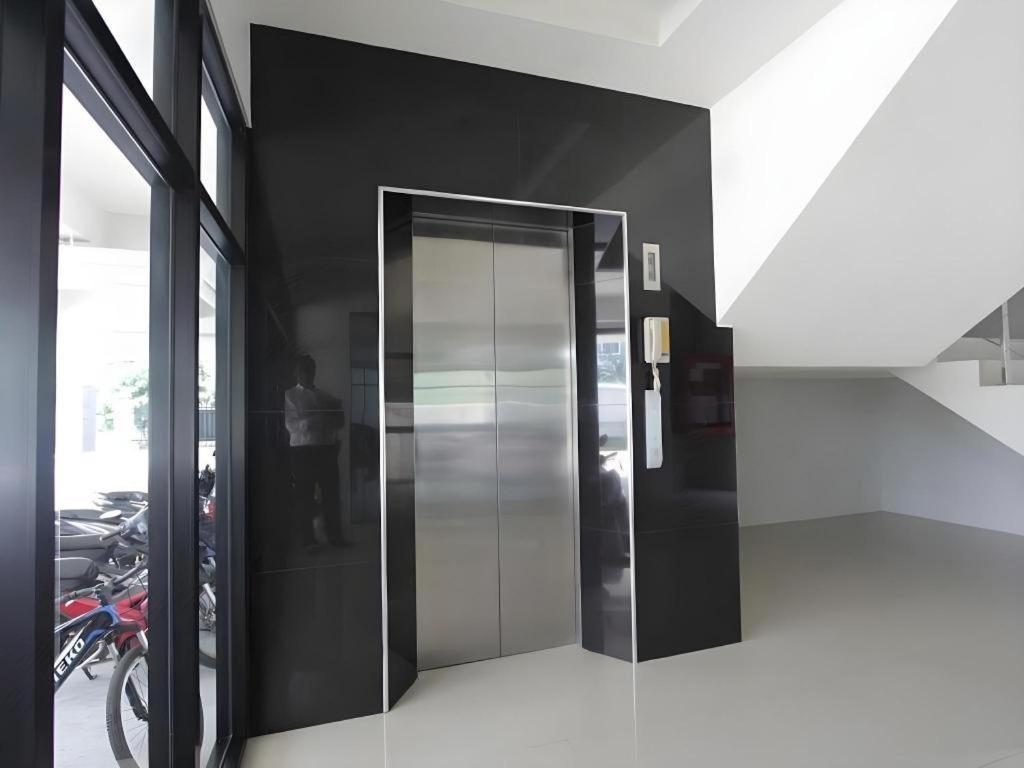 Prosperous Hostel Hat Yai Exterior photo